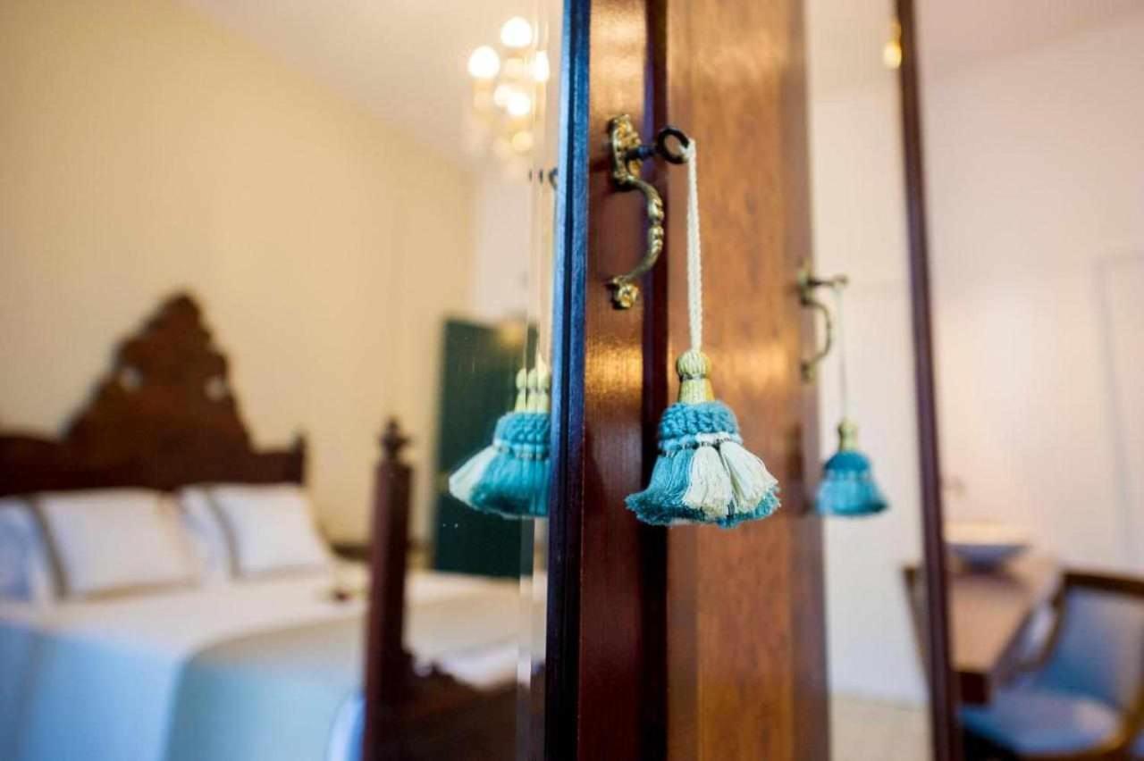 לינה וארוחת בוקר Castellvi de la Marca Bolet Casa Modernista מראה חיצוני תמונה