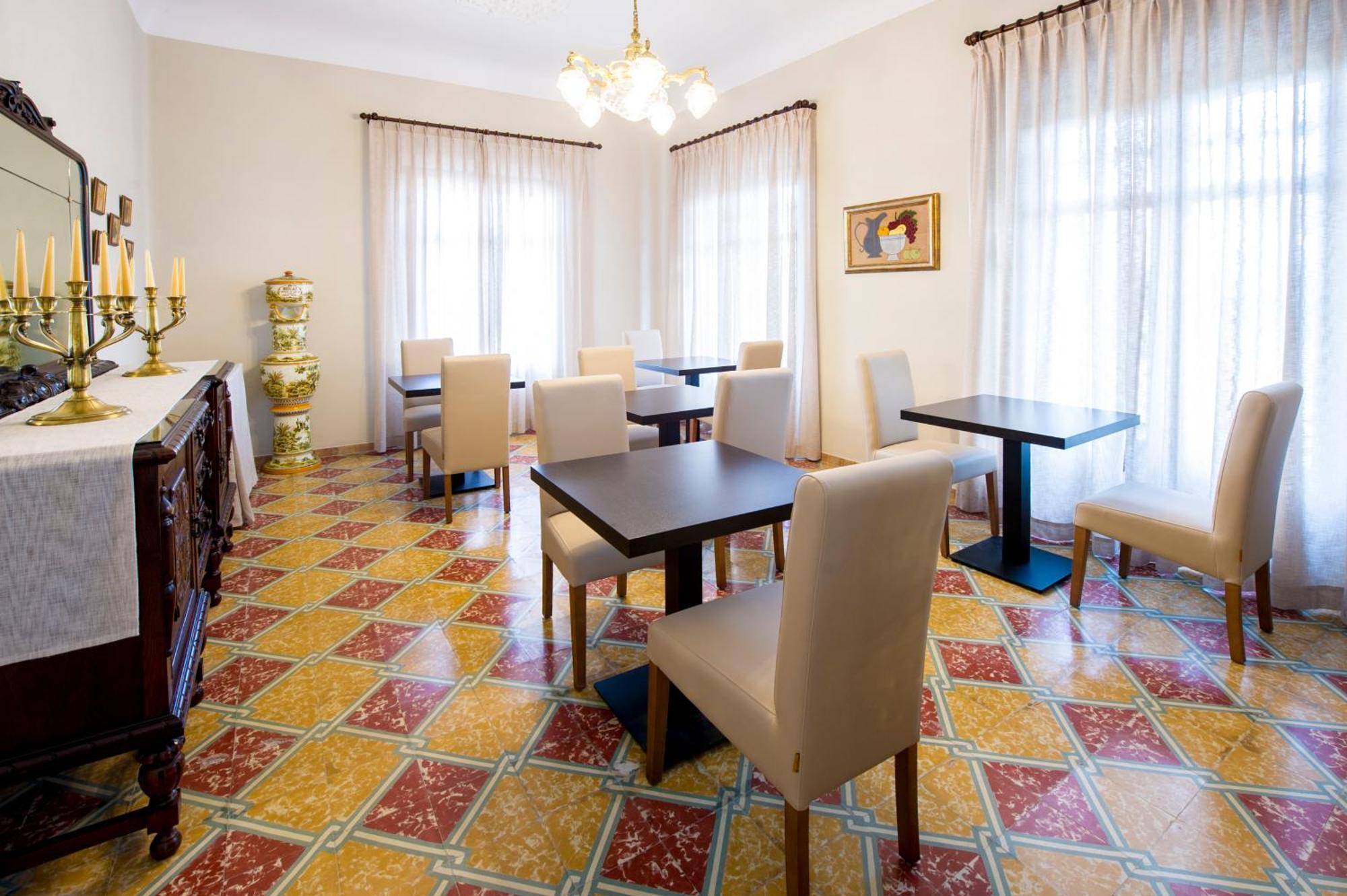 לינה וארוחת בוקר Castellvi de la Marca Bolet Casa Modernista מראה חיצוני תמונה