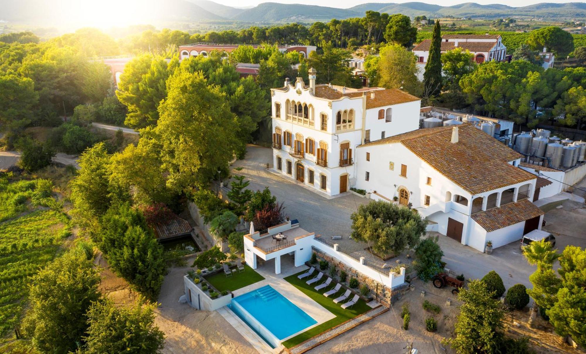 לינה וארוחת בוקר Castellvi de la Marca Bolet Casa Modernista מראה חיצוני תמונה